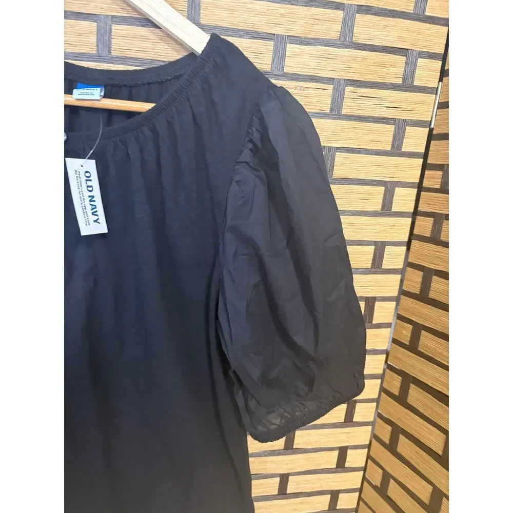 Old Navy Black Puff Sleeve Top Size Medium‎